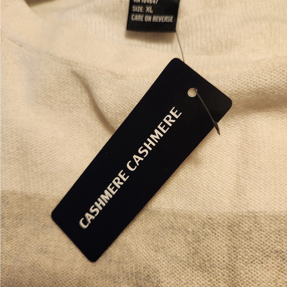 NWT Cashmere Cashmere Women’s 100% Cashmere Gray Gradient Crewneck Sweater - Picture 6 of 6